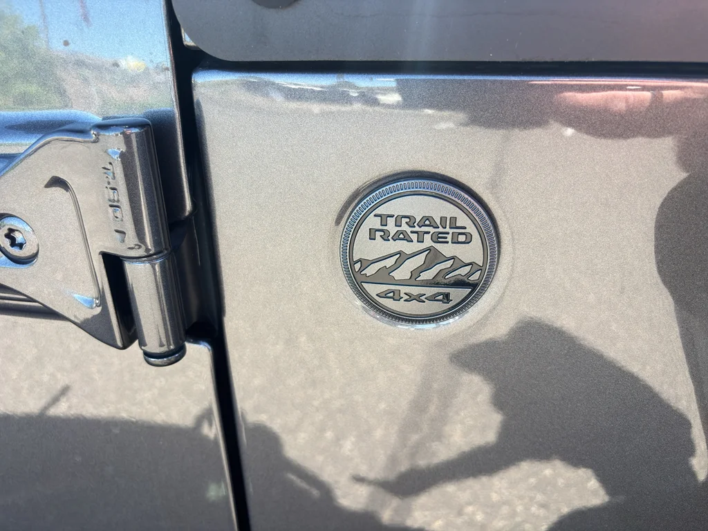 Used 2025 Granite Crystal Metallic Clearcoat Jeep Willys image 17