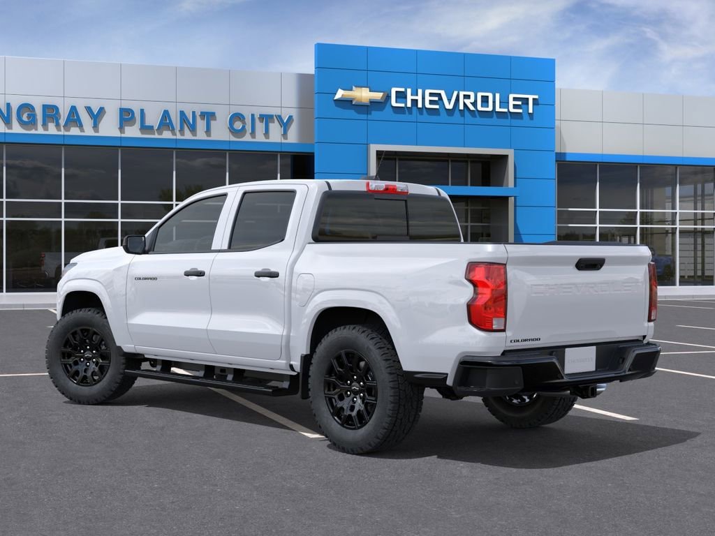 New 2026 Summit White Chevrolet WT image 3