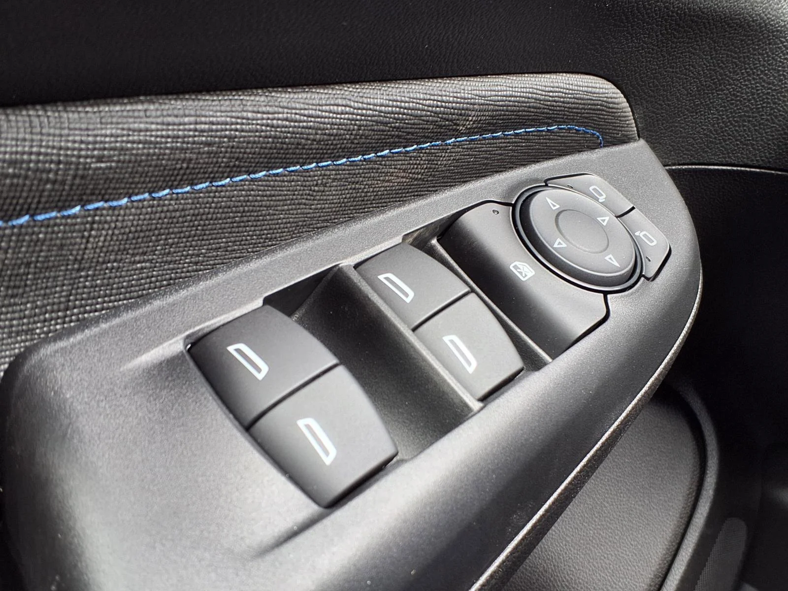 2026 Buick Envista Sport Touring - Photo 13