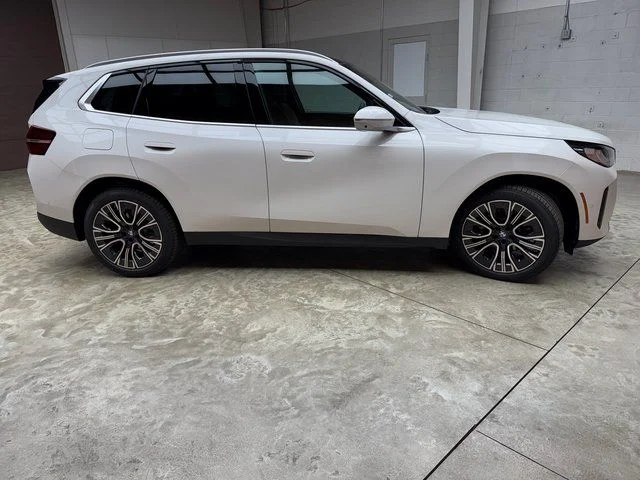 Used 2026 White BMW 30 xDrive image 6