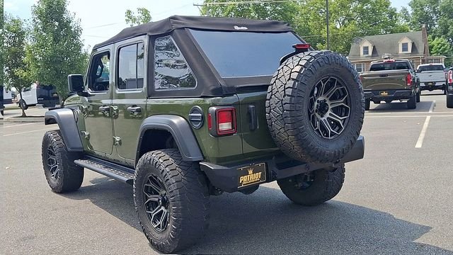 Used 2021 Green Jeep Unlimited Sport Altitude image 8