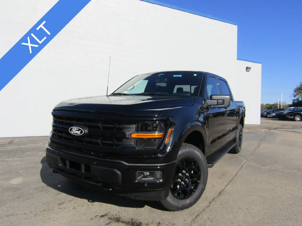 New 2026 Black Ford XLT image 2