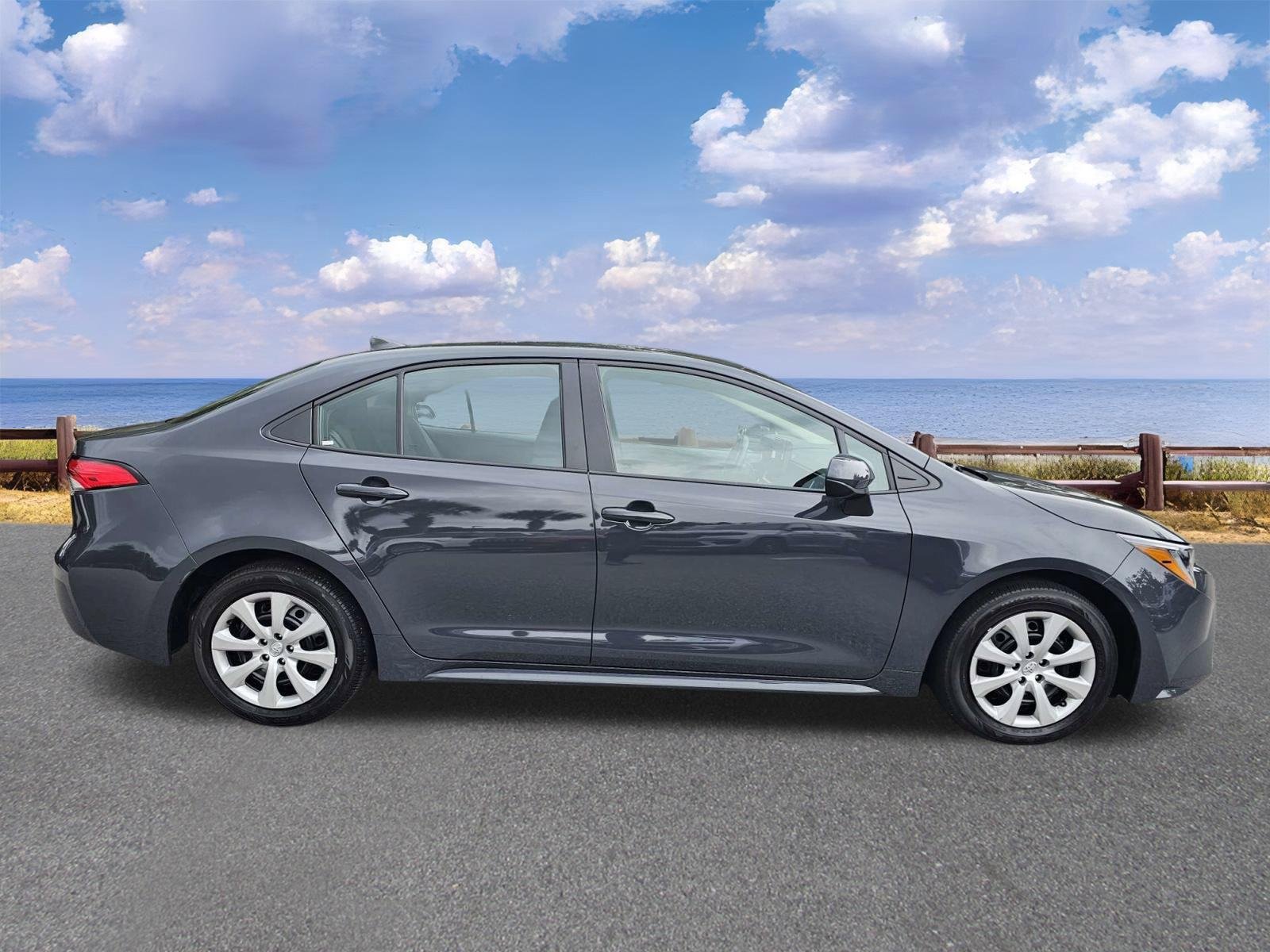 Used 2025 Underground Toyota LE image 7