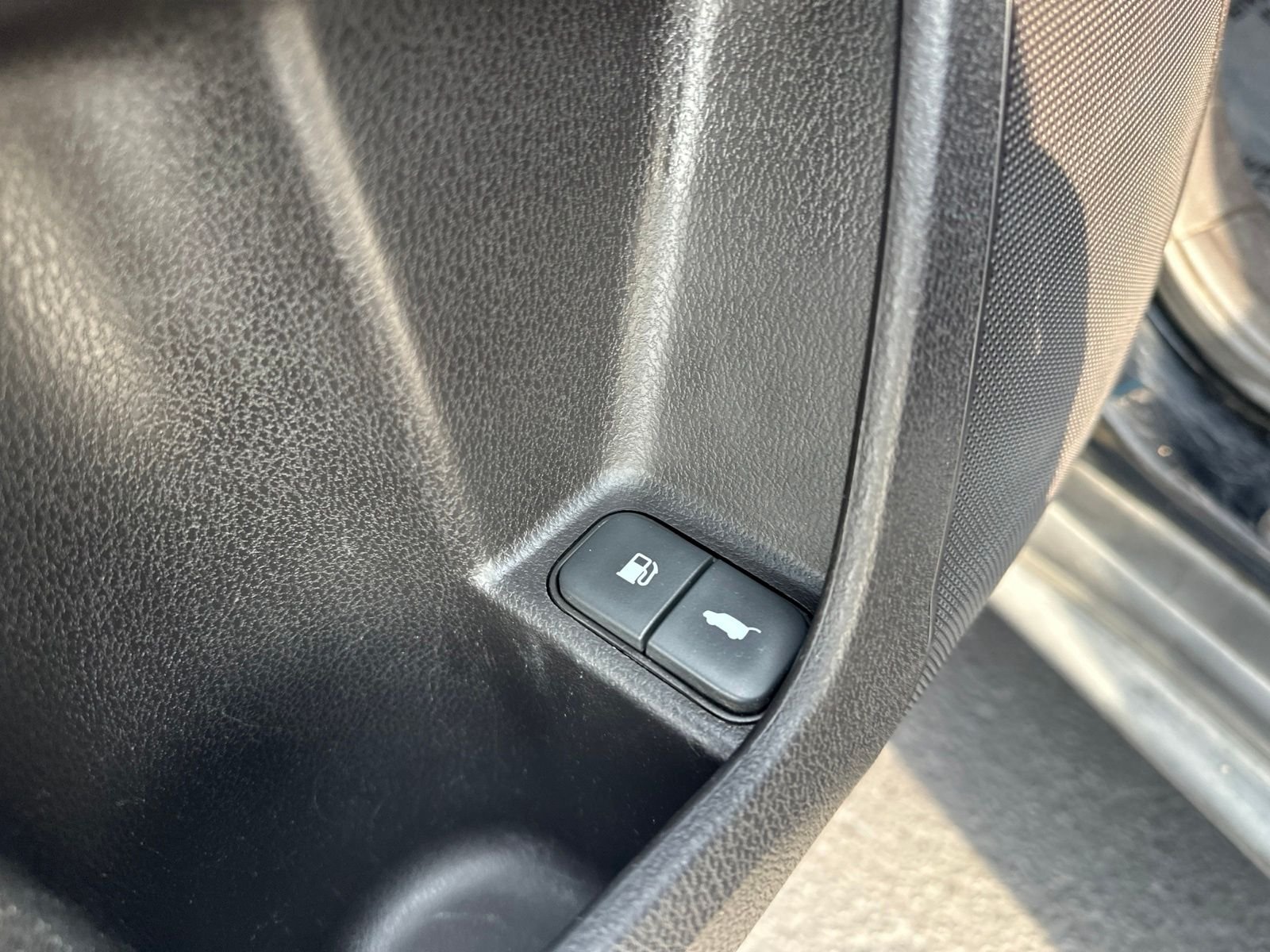 Used 2013 Black Acura Technology image 20