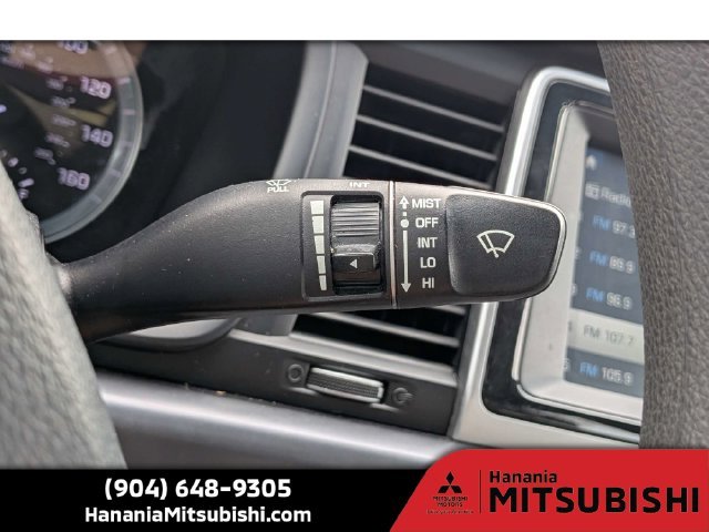 Used 2018 Black Hyundai SE image 27
