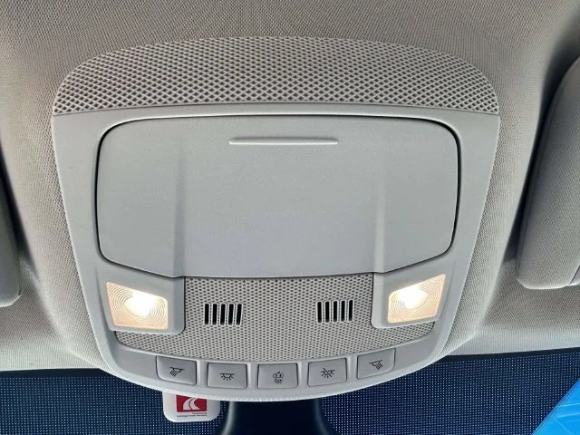 Used 2020 Silver Ford SE image 30