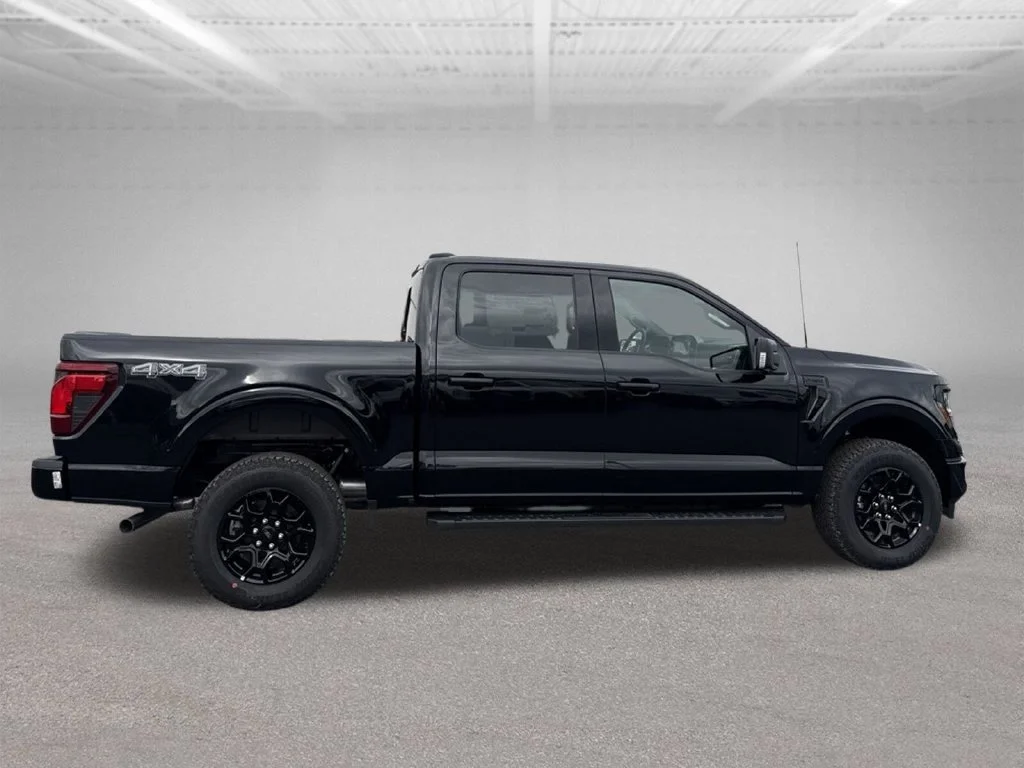 New 2026 Agate Black Metallic Ford XLT image 51