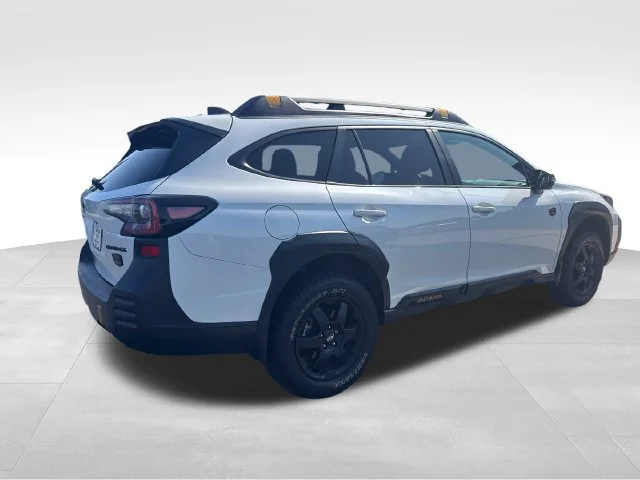 Used 2025 White Subaru Wilderness image 7