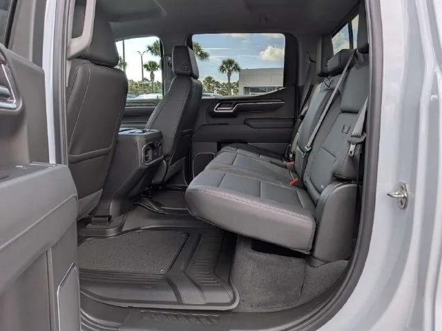 New 2026 Glacier White Tricoat GMC SLT image 13
