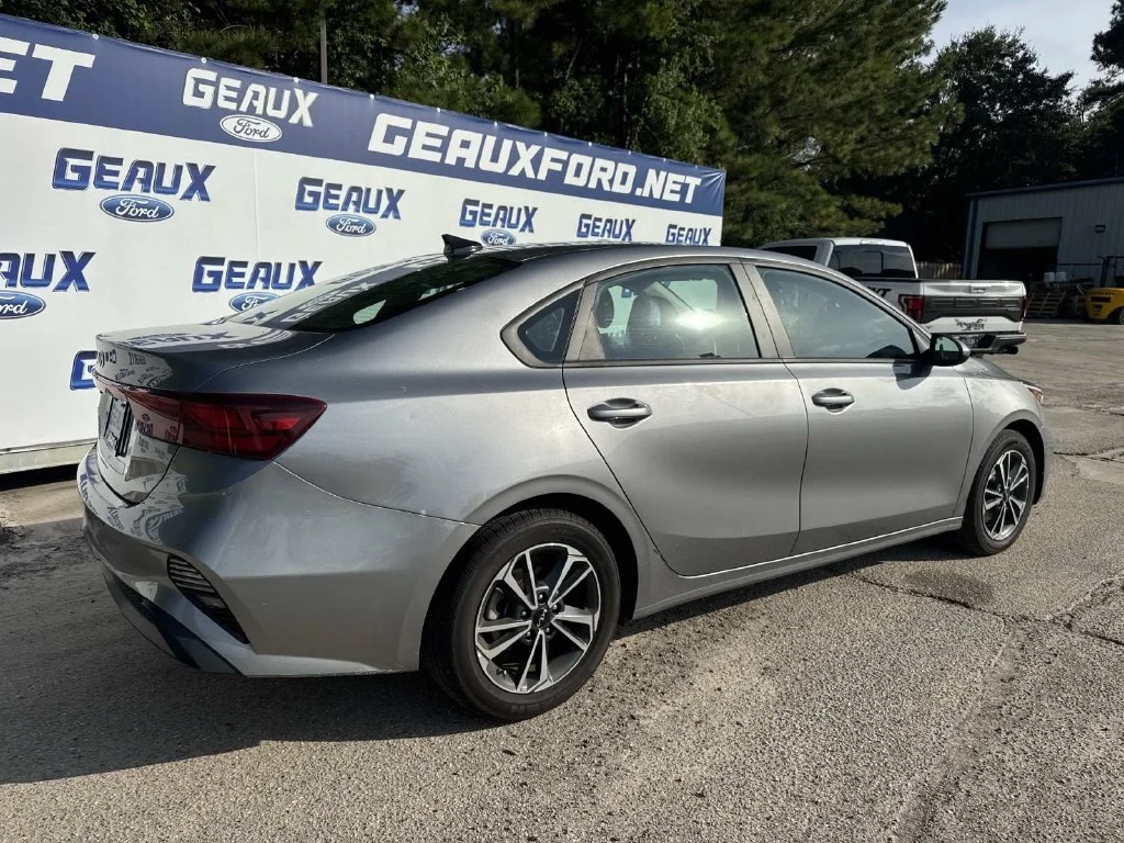 Used 2024 Gray Kia LXS image 13
