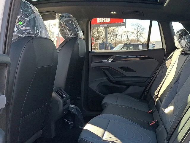 New 2026 White/off-white Volkswagen 2.0T SE R-Line Black image 6
