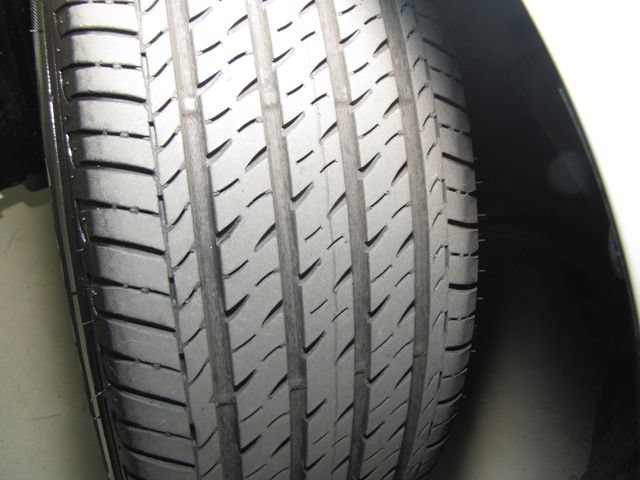 Used 2025 White Toyota  image 27
