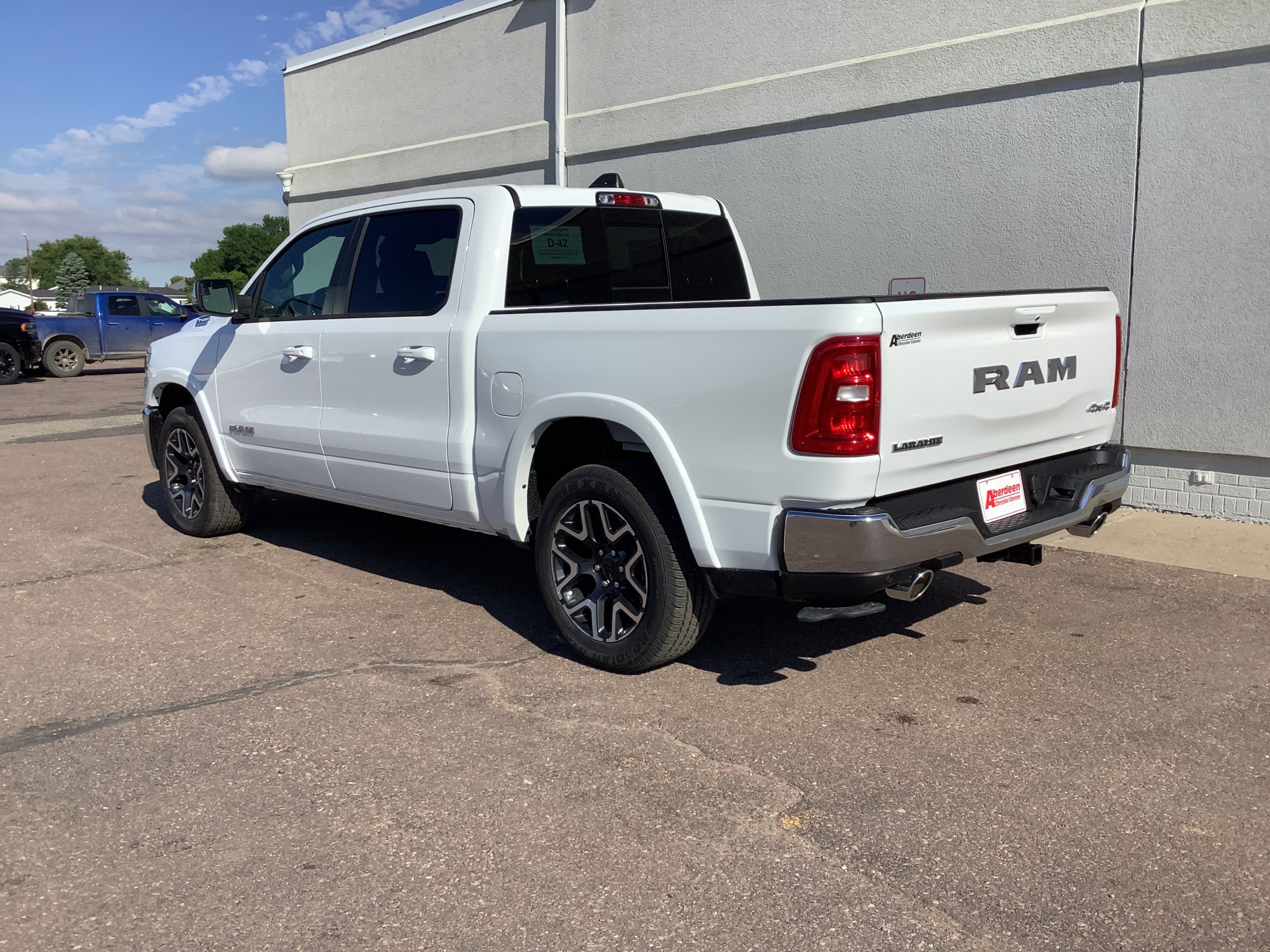 New 2026 Bright White Clear-Coat Exterior Paint RAM Laramie image 7