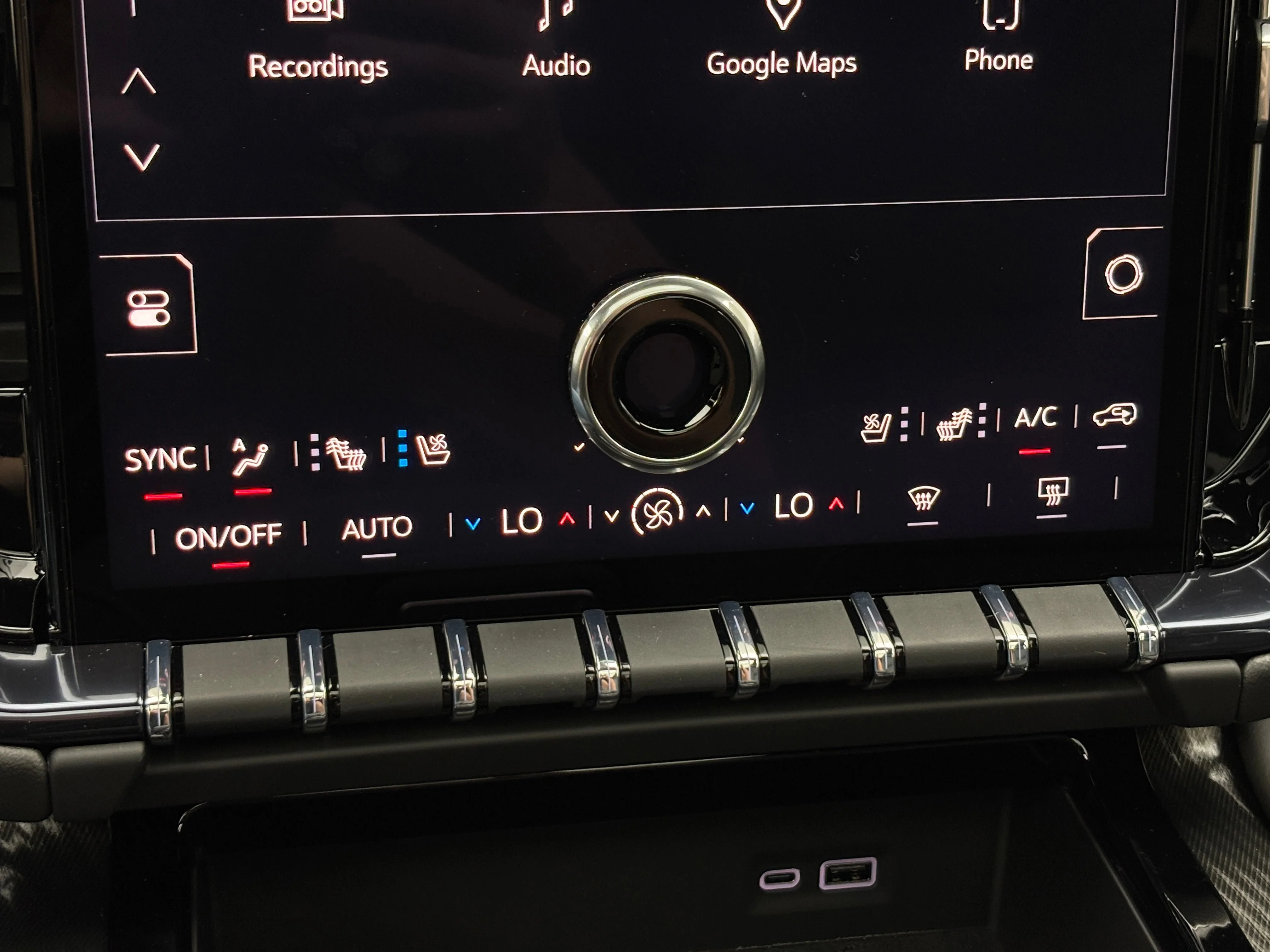 2026 GMC Yukon AT4 - Photo 33