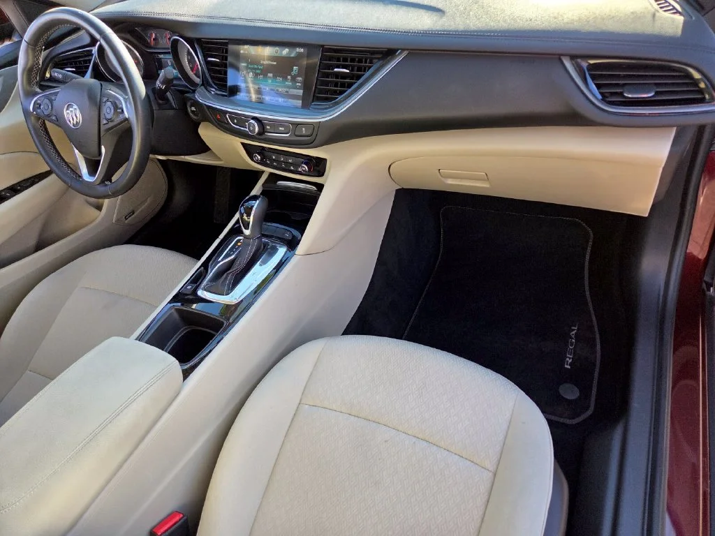 Used 2018 Red Buick Preferred image 19