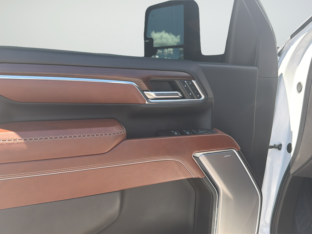 Used 2024 White GMC Denali Ultimate image 18