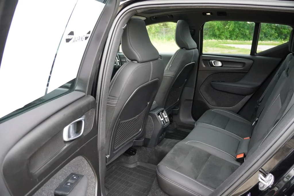 Used 2023 Black Volvo Ultimate image 15