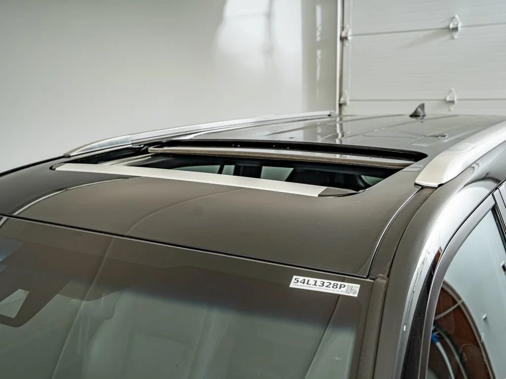 Certified Used 2023 Caviar Lexus 460 image 17