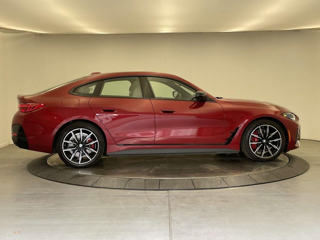 2025 BMW i4 M50 - Photo 6