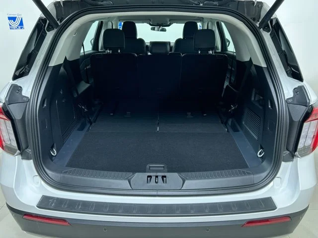 New 2026 STAR WHITE Ford Active RWD image 11