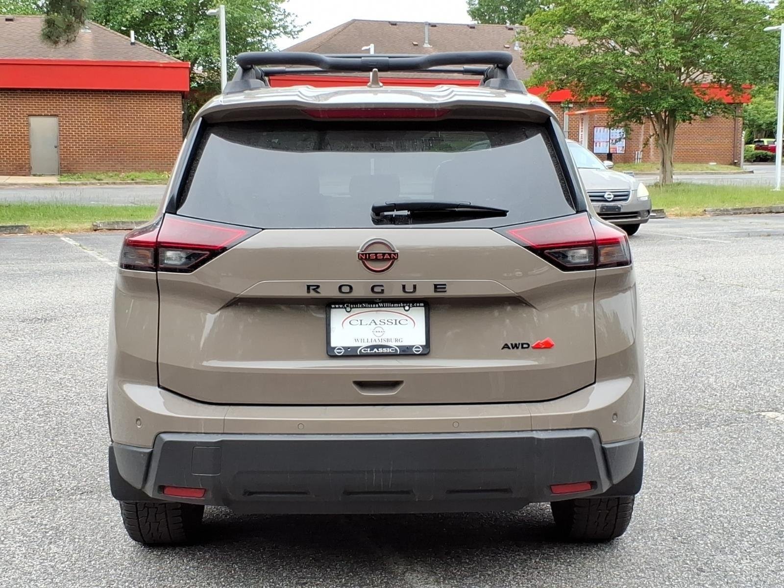 Used 2025 Baja Storm Metallic Nissan Rock Creek image 9