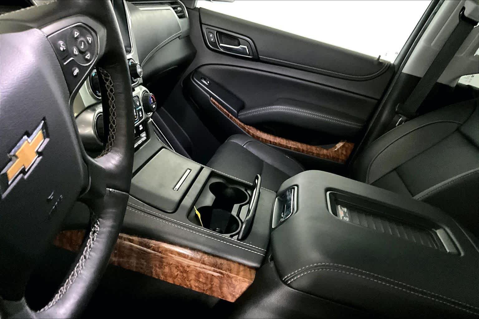 Used 2018 Black Chevrolet Premier image 17