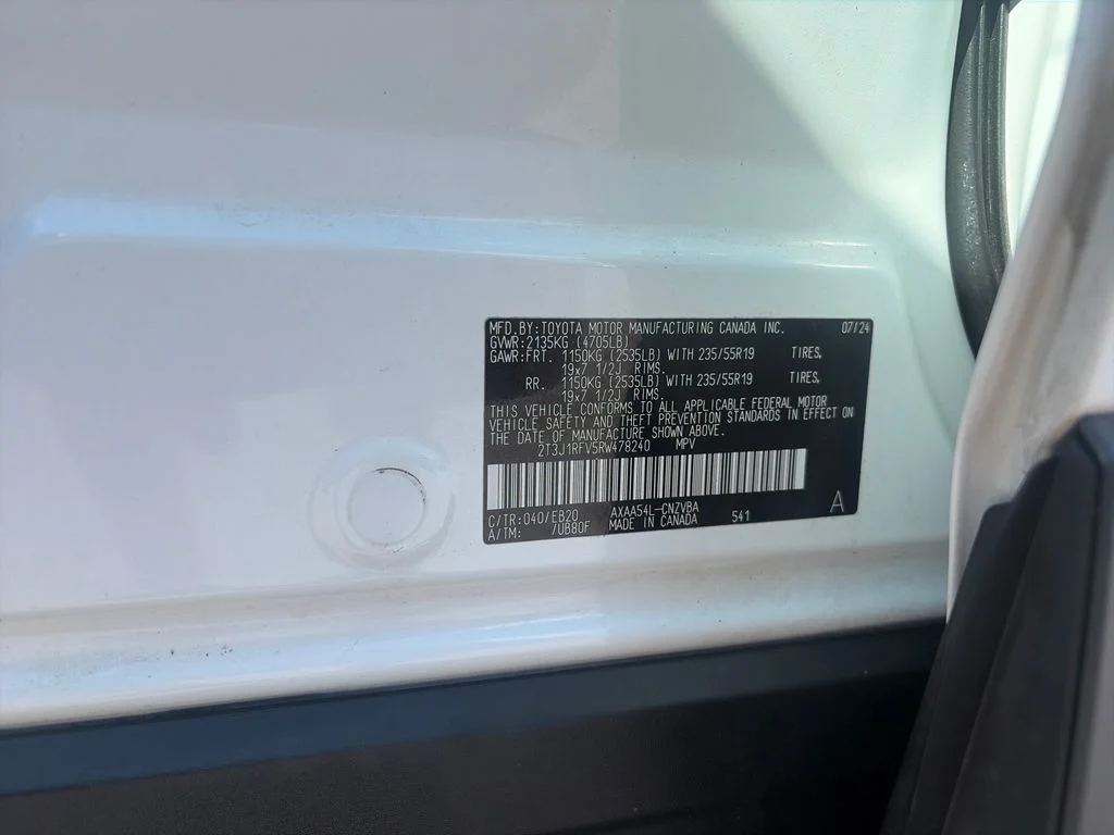 Used 2024 White Toyota Adventure image 27