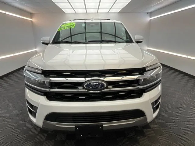 Used 2024 White Ford Limited image 2