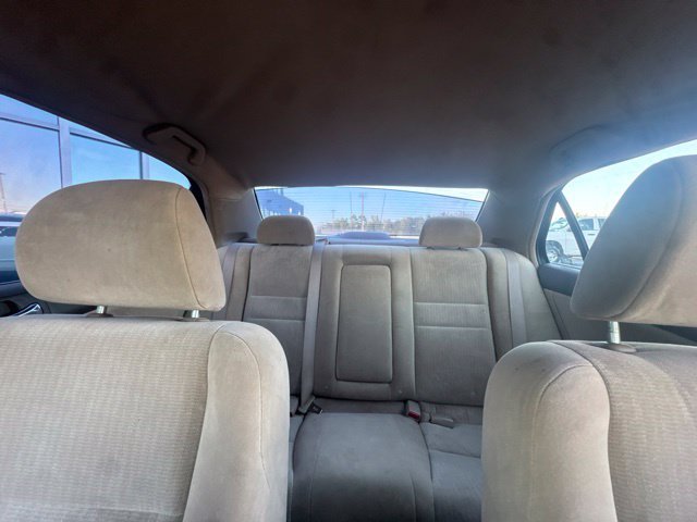Used 2005 White Honda LX image 16