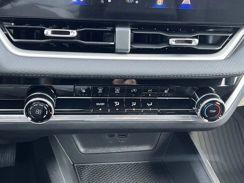 2026 Chevrolet Equinox LT - Photo 16