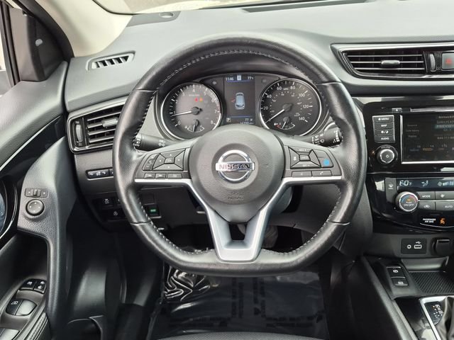 Certified Used 2022 White Nissan SL image 13