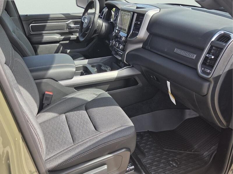 New 2027 Tank Exterior Paint RAM BIG HORN 4X4 CREW CAB 5
