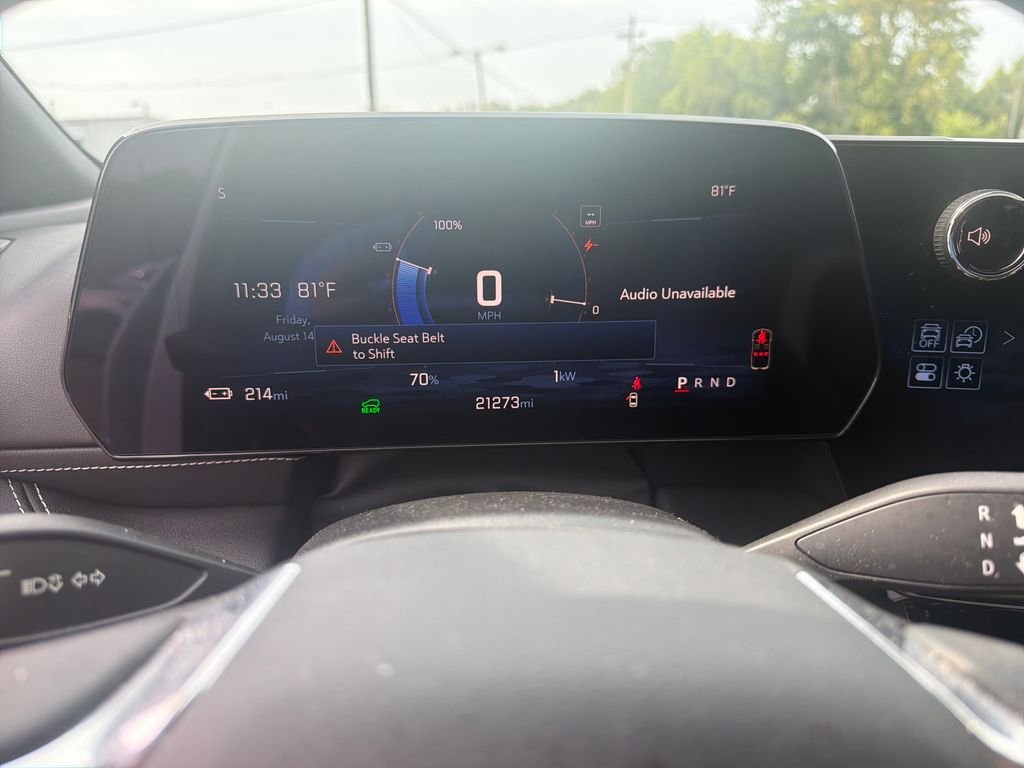 Used 2024 White Chevrolet LT image 19