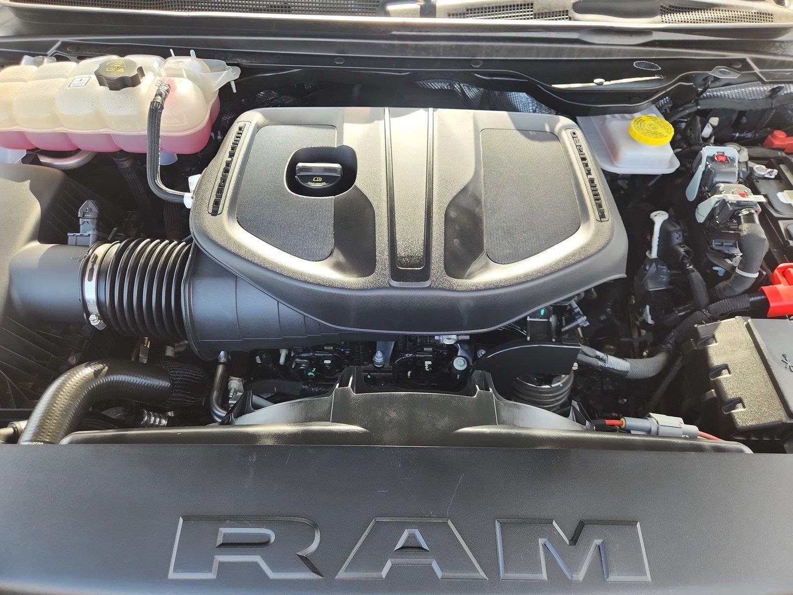 2025 Ram 1500 photo 28 of 32