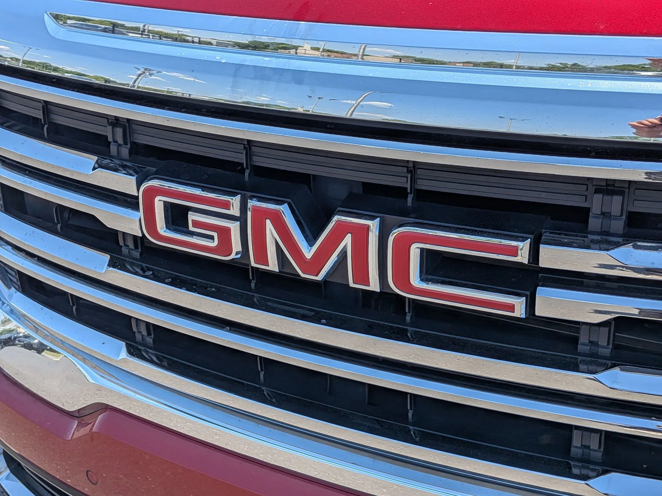 Used 2023 Volcanic Red Tintcoat GMC SLT image 30