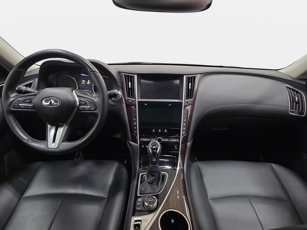 Certified Used 2019 Graphite Shadow INFINITI 3.0t LUXE image 9