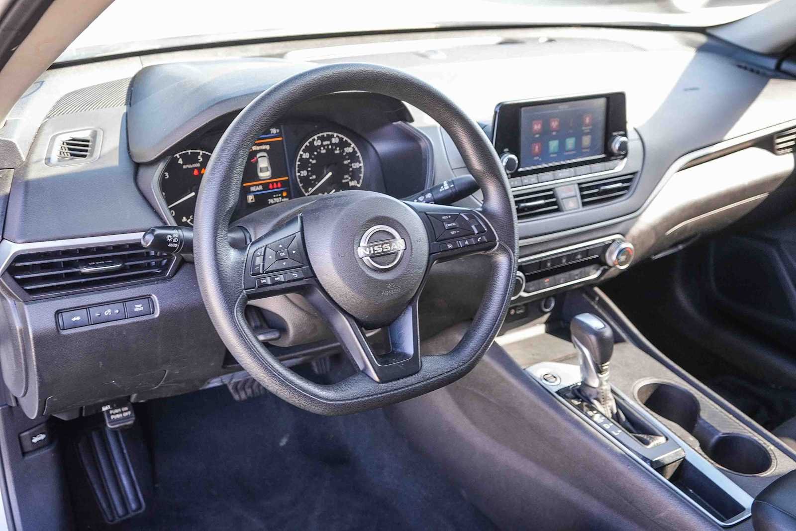 Used 2023 Brilliant Silver Metallic Nissan 2.5 S image 14
