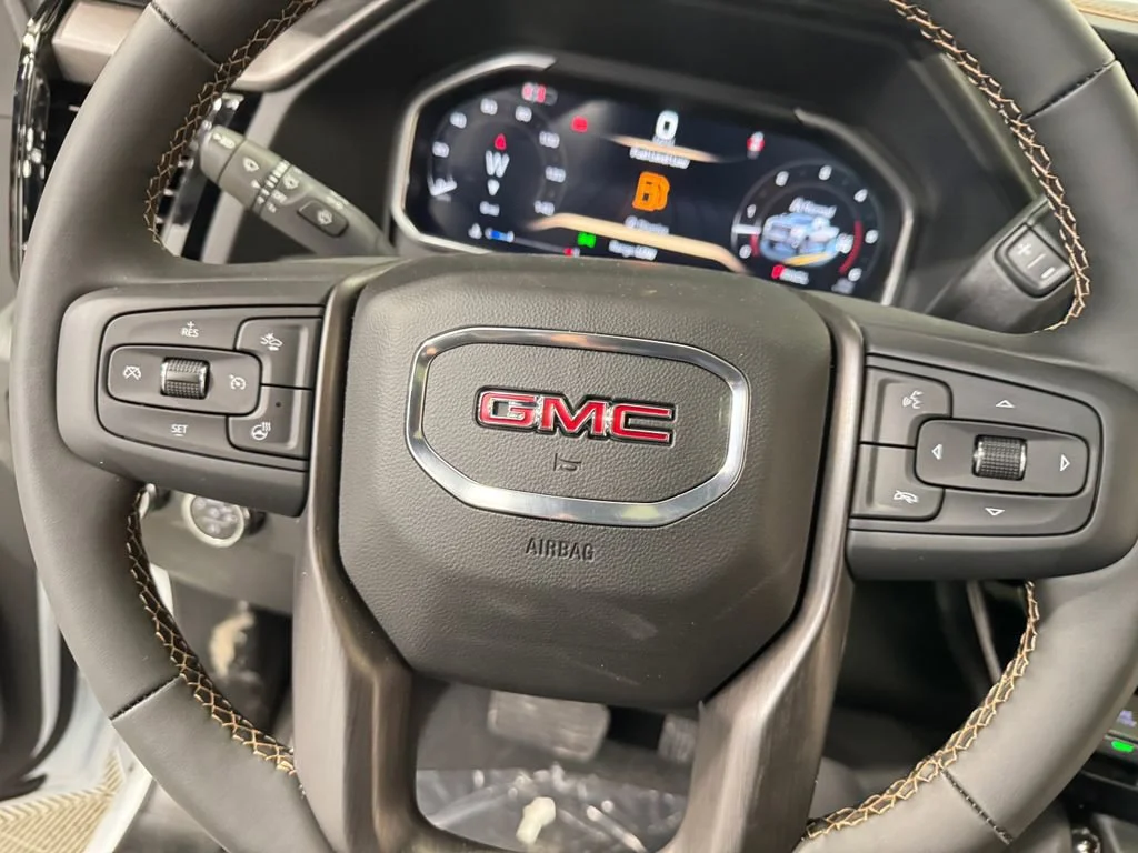 New 2026 Summit White GMC AT4 image 19