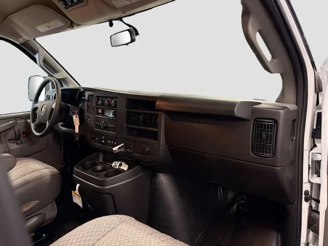 2025 Chevrolet Express Cargo Work Van - Photo 28