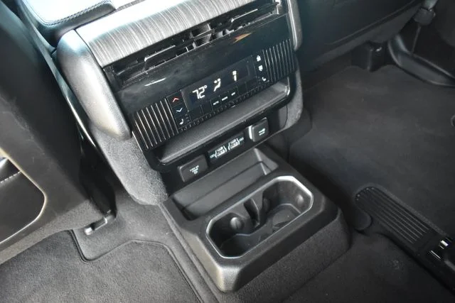 Used 2024 Black Jeep Series II image 19