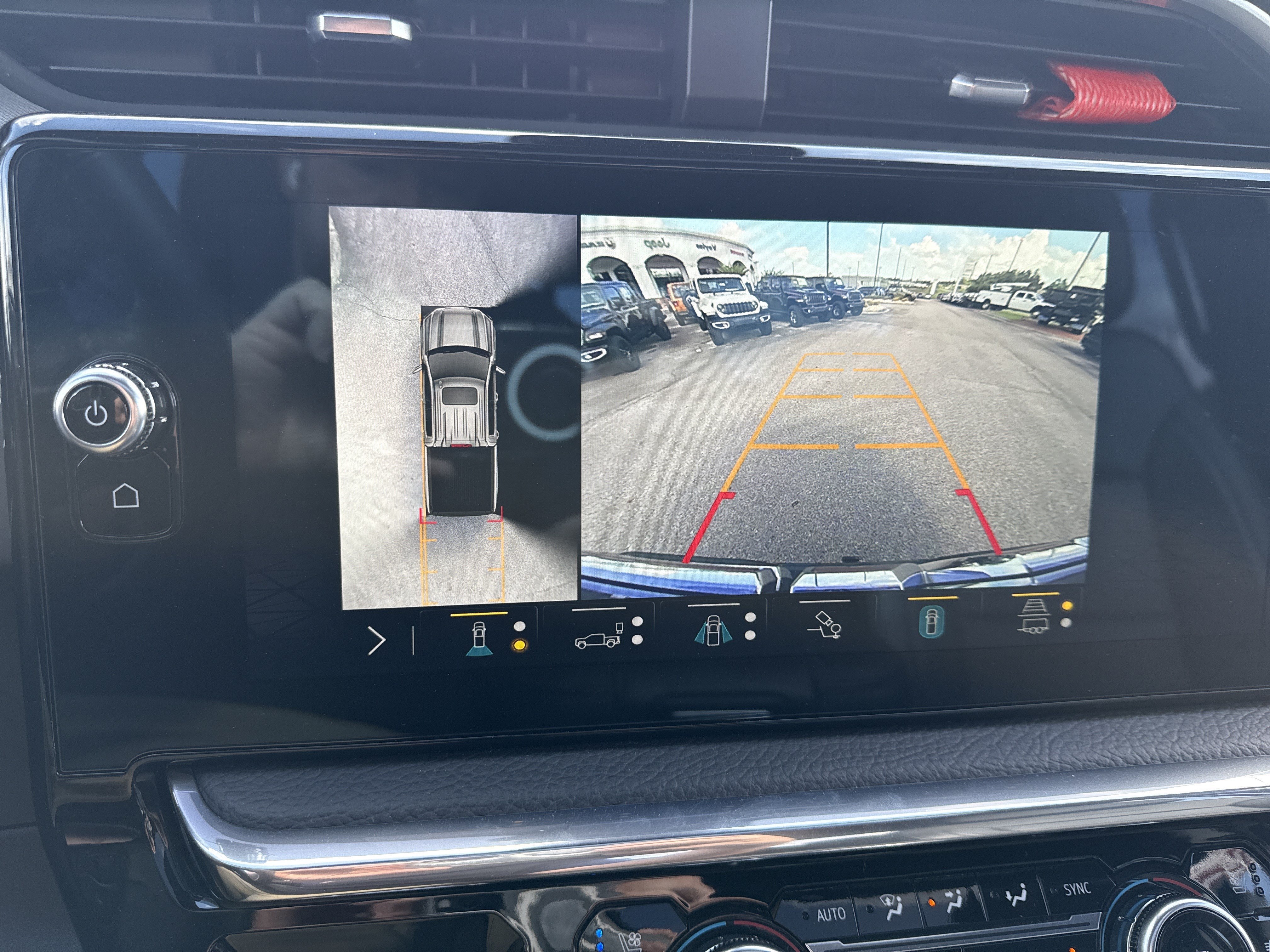 Used 2023 Onyx Black GMC Denali image 32