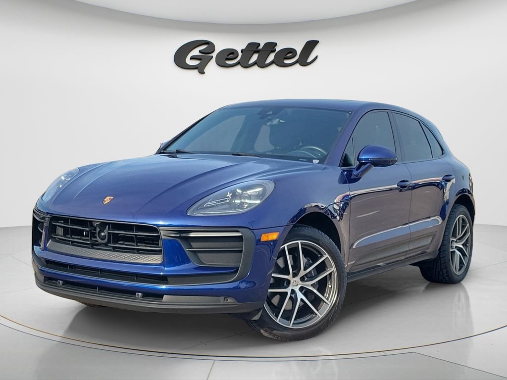 2022 Porsche Macan -'s photo
