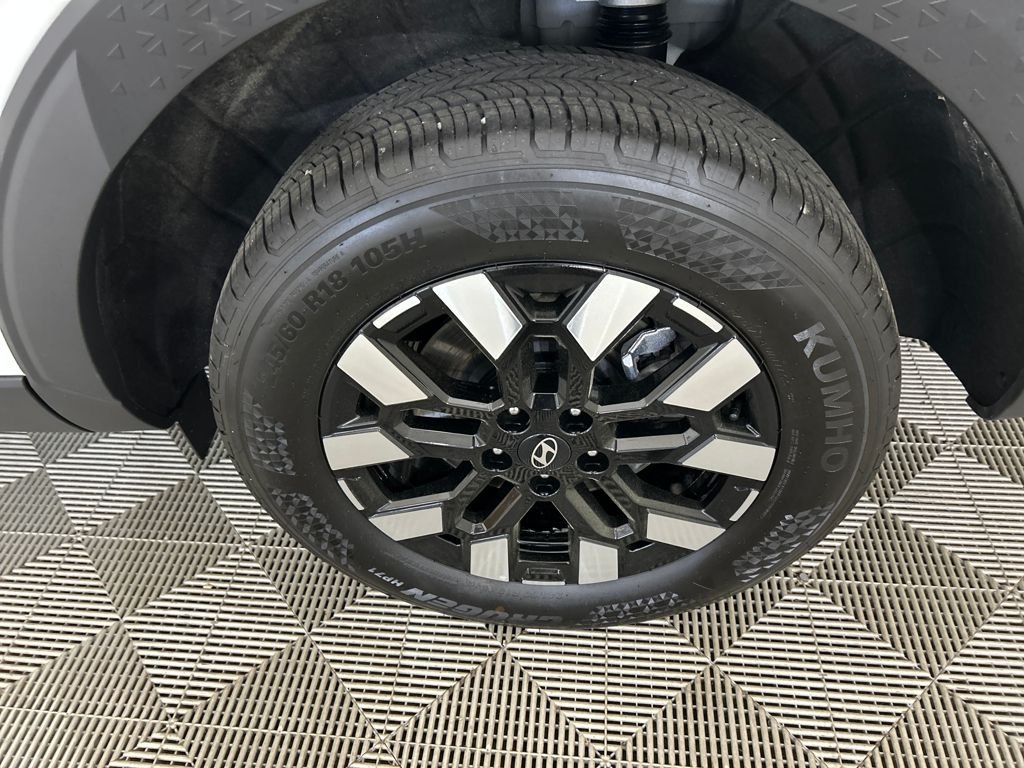 Used 2026 White Hyundai SEL image 11
