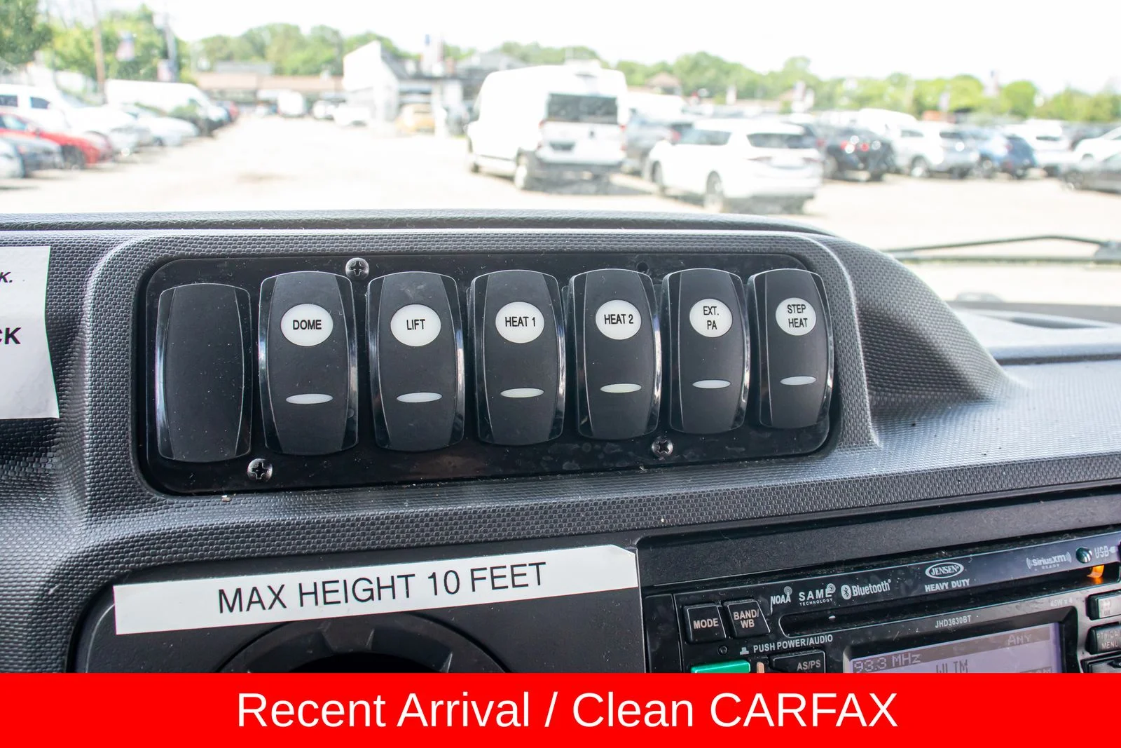 Used 2014 White Ford Base image 23