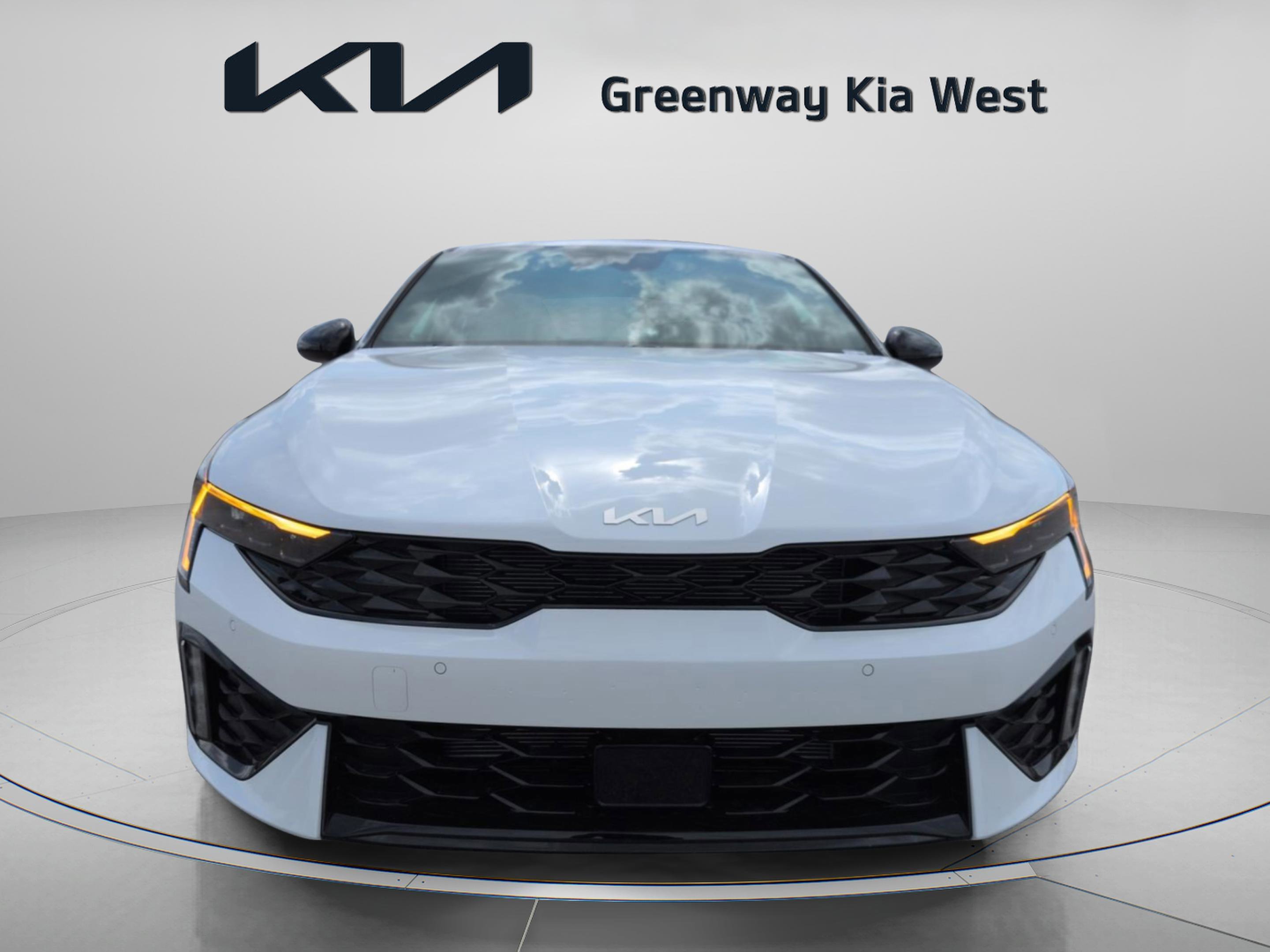 New 2026 Snow White Pearl Kia GT-Line image 3