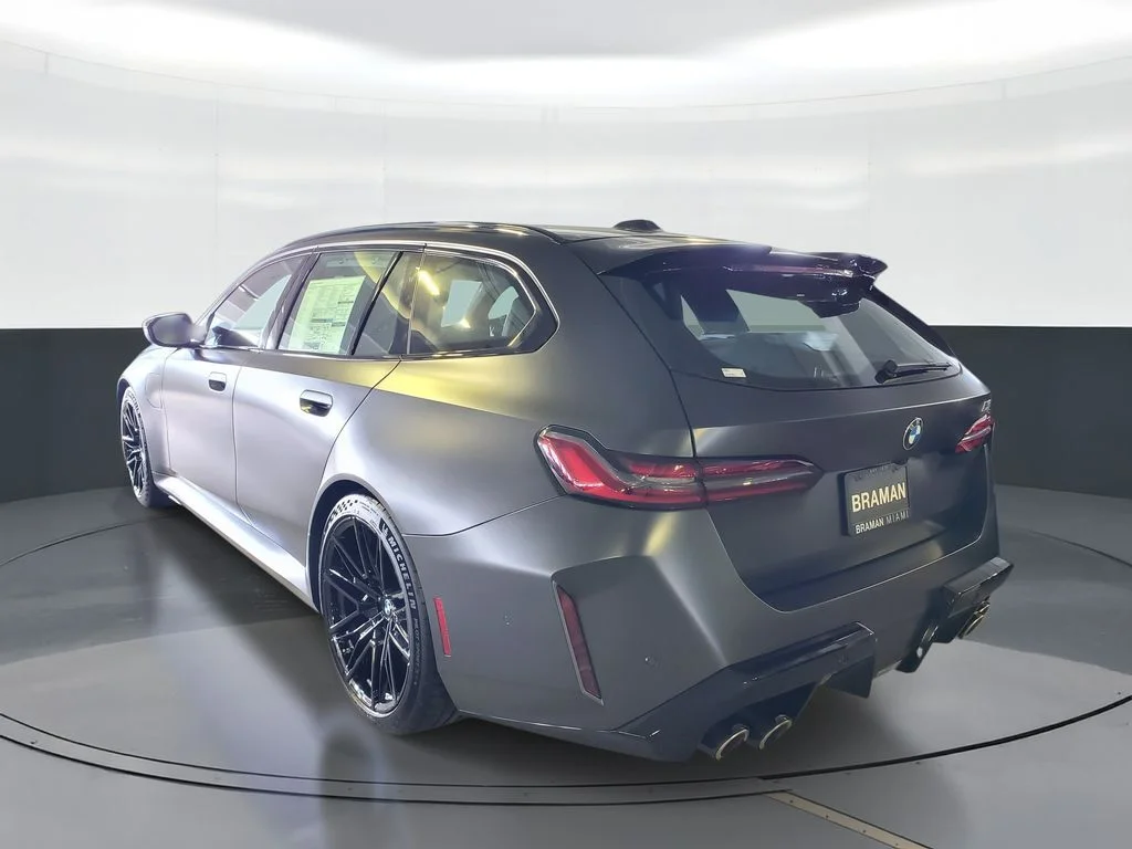 New 2027 Gray BMW Base image 4