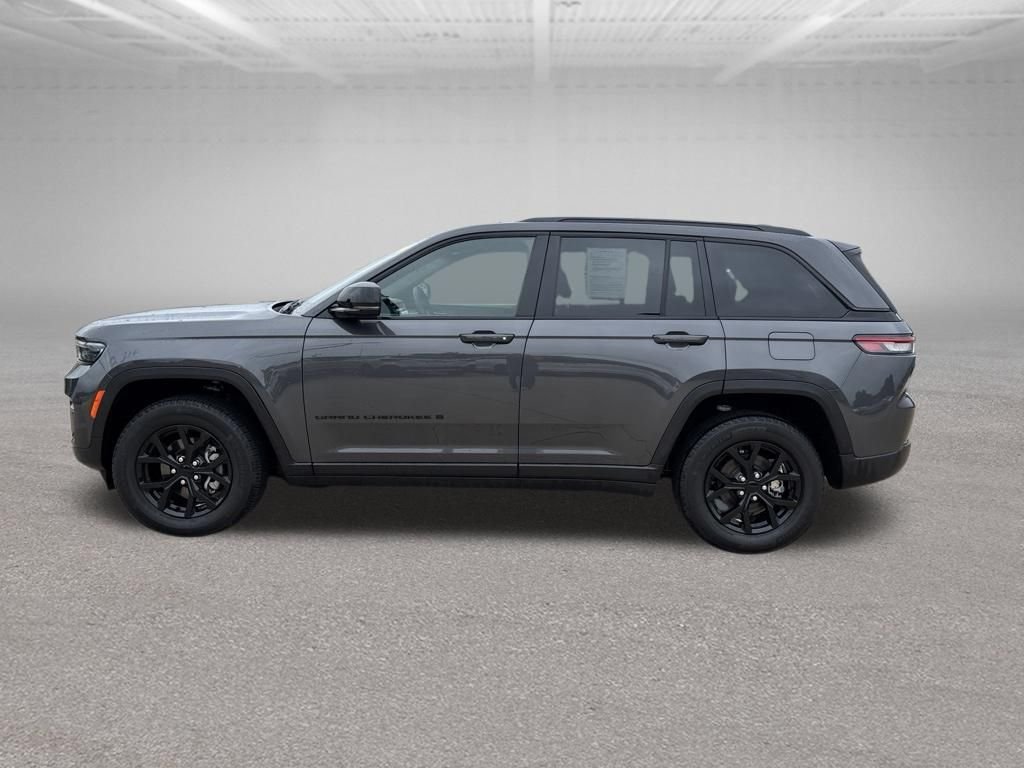 2025 Jeep Grand Cherokee Altitude - Photo 2