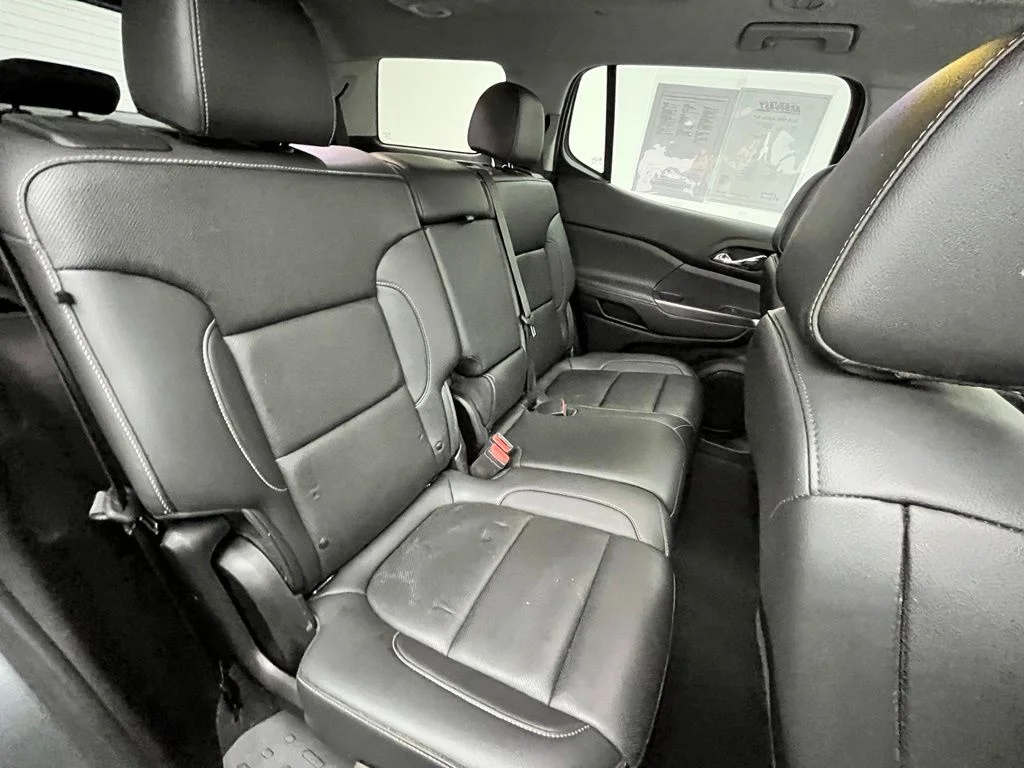 Used 2023 Silver GMC SLT image 36
