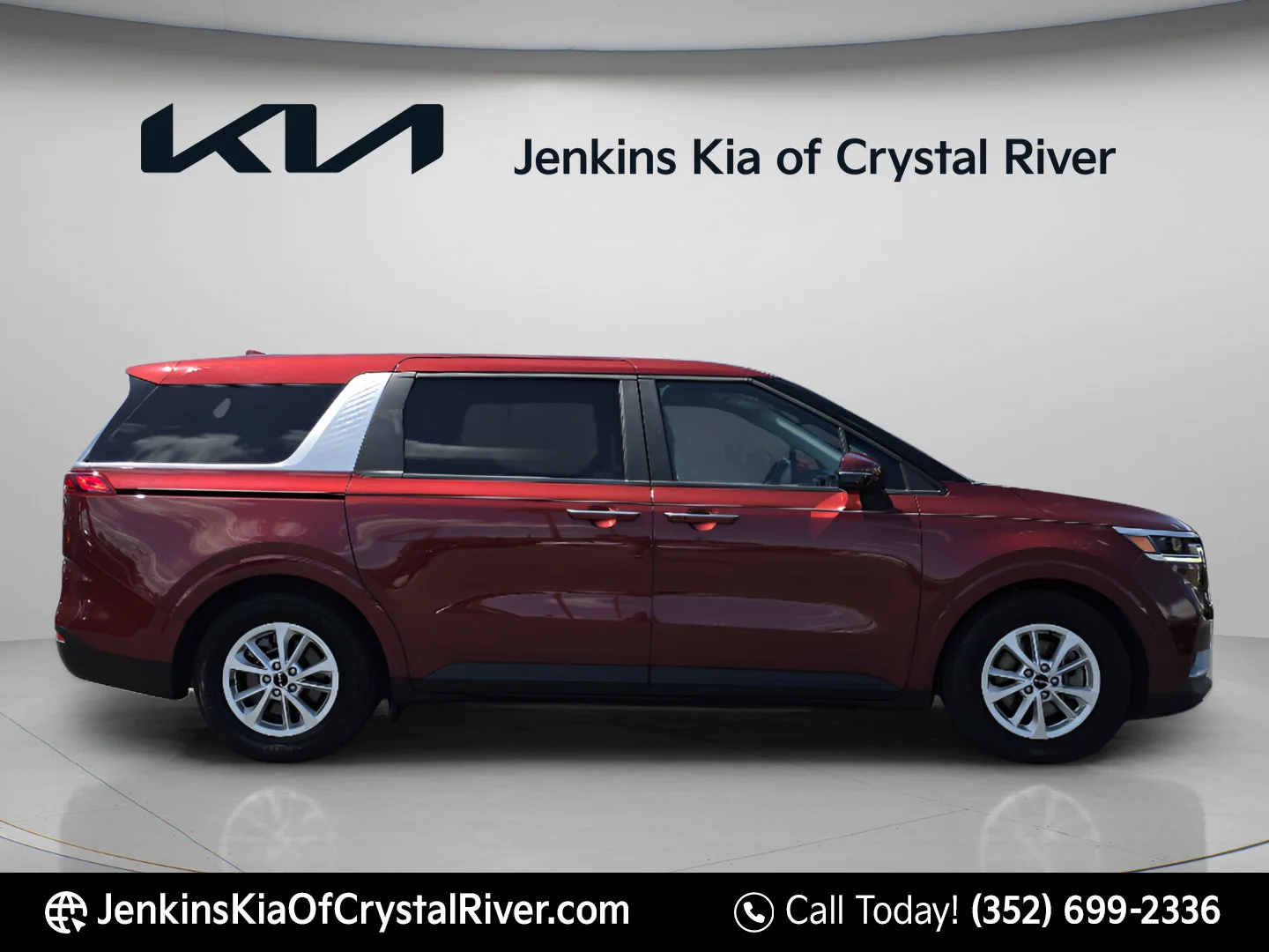 Used 2024 Flare Red Kia LX image 3