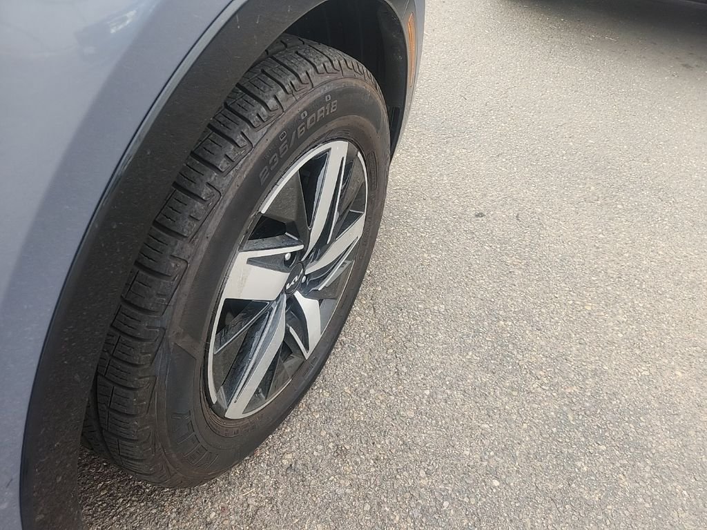 Certified Used 2022 Silver Kia S image 16